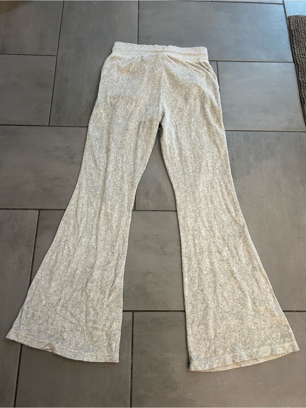 Aerie Kick It Flare Velour High Waisted Pants in Gray - Picture 4 of 4